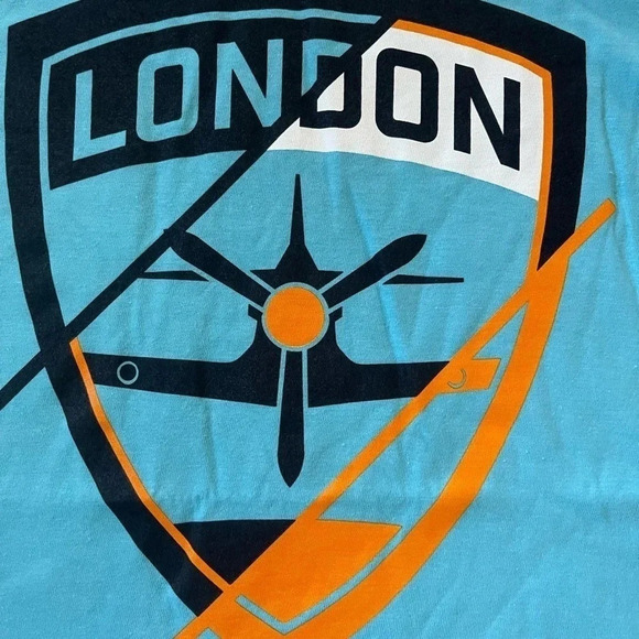 New overwatch league blizzard gear t-shirt sz LargeLONDON SPITFIRE Fanatics - Picture 2 of 3